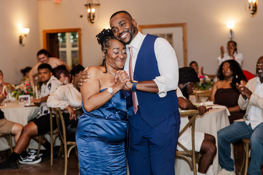 Groom's dance with mom at the marmalade lily